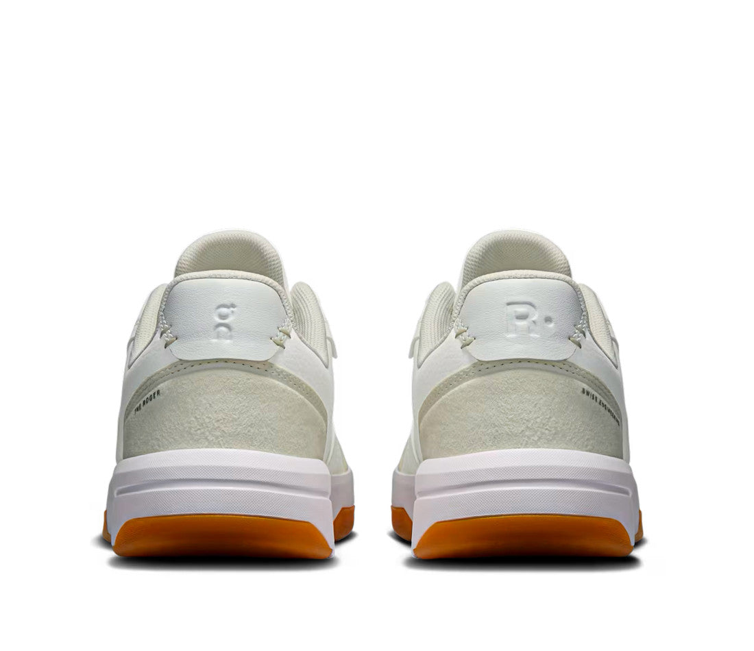 On The Roger Clubhouse White Ivory Gum (Women's)