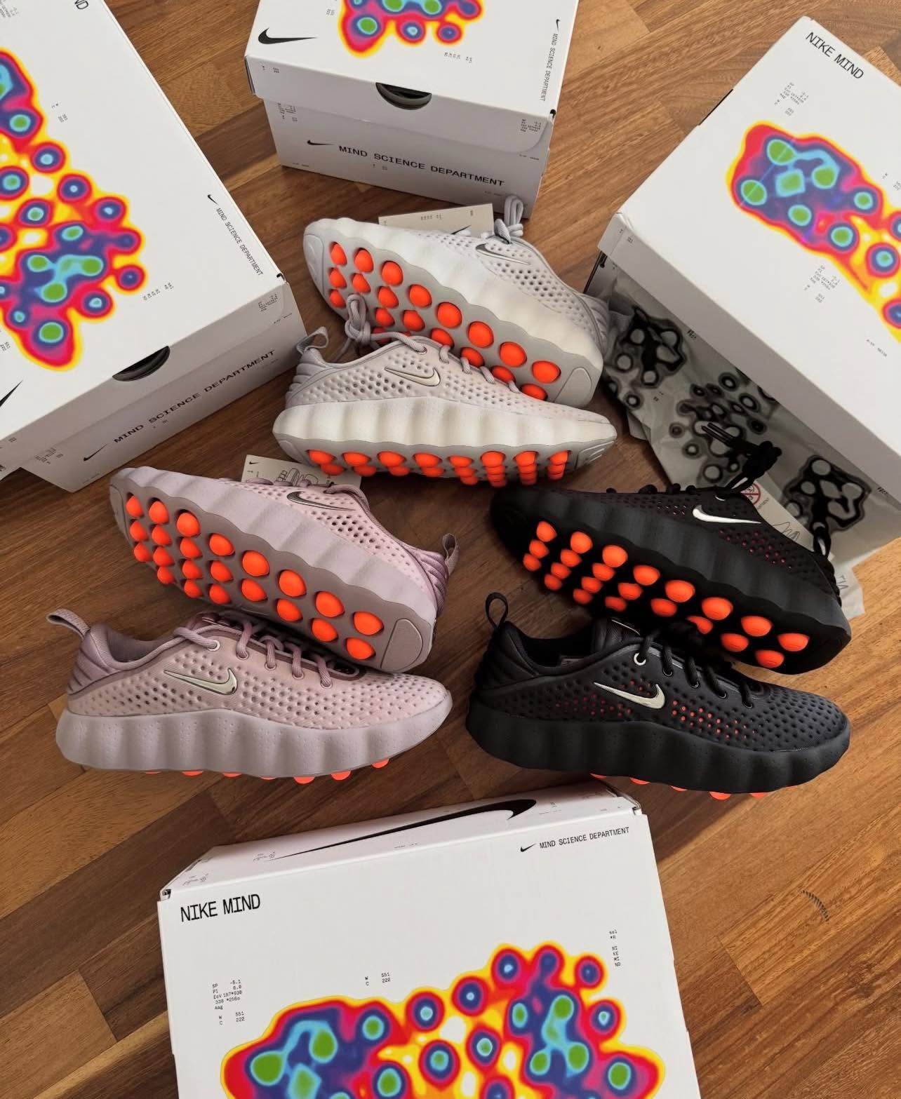 NIKE MIND 002
